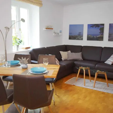 Villa Medici Strandnahe Lage